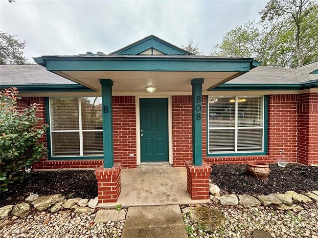 808 Lone Star Dr in Cedar Park, TX - Building Photo - Building Photo