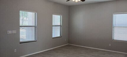 25663 W Lynne Ln in Buckeye, AZ - Foto de edificio - Building Photo