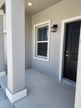 2918 Savoir Ave in Davenport, FL - Foto de edificio - Building Photo