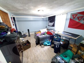 305 Rindge Ave in Cambridge, MA - Building Photo - Building Photo