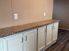 76 E U.S. Hwy 6 in Valparaiso, IN - Building Photo - Building Photo