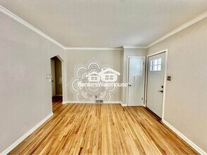 1805 57th Pl in Des Moines, IA - Building Photo - Building Photo