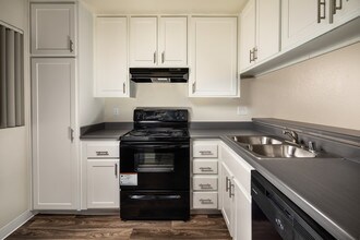 Solana At Grand Apartments Escondido Ca Apartments