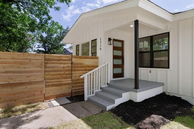 property at 1719 Aggie Ln