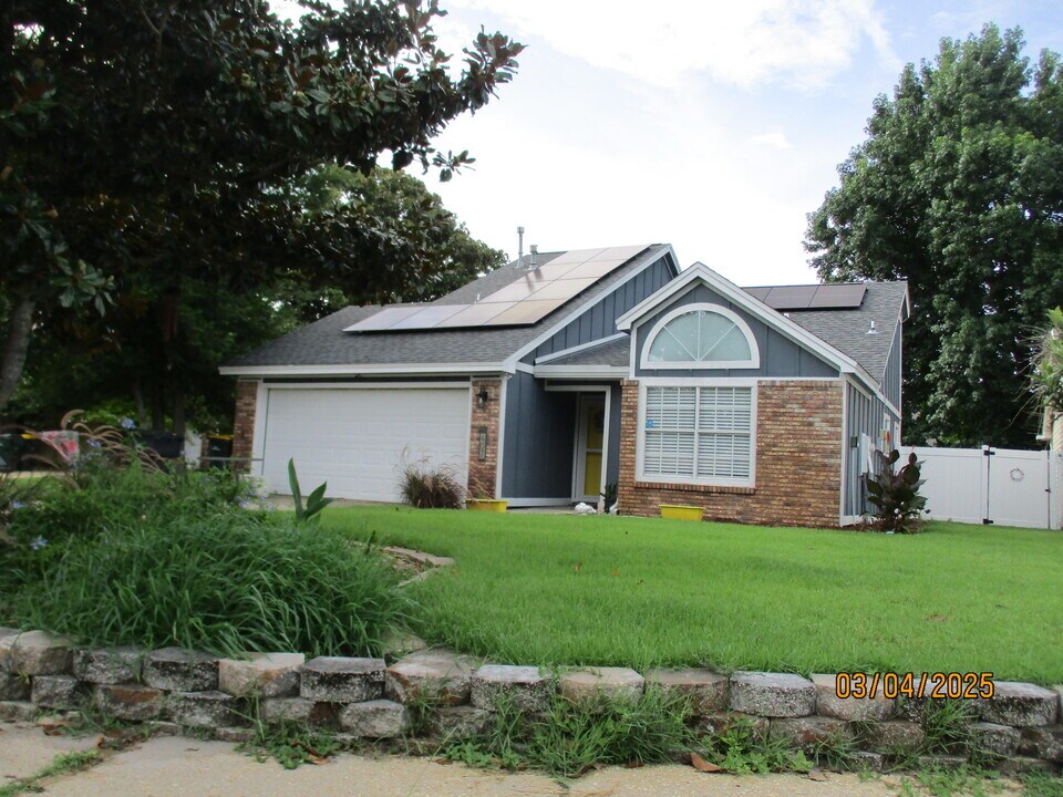 407 Adam St NW in Fort Walton Beach, FL - Building Photo