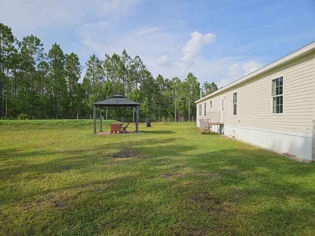 960 Still Rd in Pierson, FL - Building Photo - Building Photo