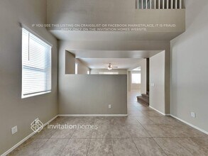 17503 W Lisbon Ln in Surprise, AZ - Foto de edificio - Building Photo