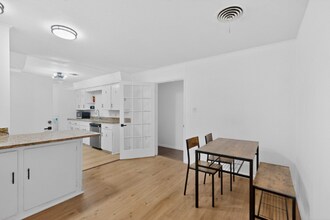 404 Nottingham Dr in Irving, TX - Building Photo - Building Photo