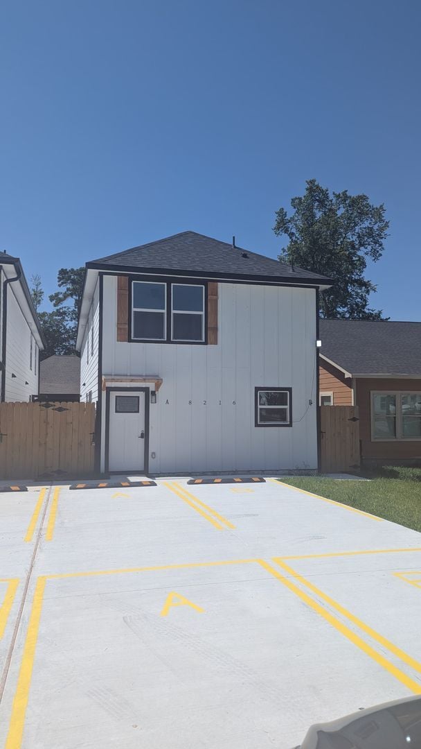 8216 Bigwood St in Houston, TX - Building Photo - Building Photo