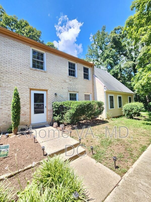 property at 7752 Matisse Way