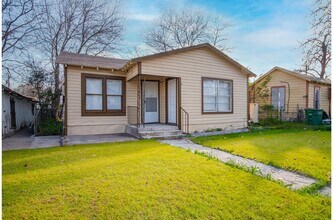 1908 Nolan St in San Antonio, TX - Building Photo - Building Photo