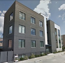 2806 W Wellington Ave in Chicago, IL - Foto de edificio - Building Photo