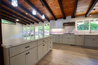 1 Fawn Ln in Corte Madera, CA - Building Photo - Building Photo