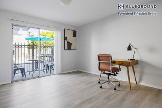 616 N Sweetzer Ave in Los Angeles, CA - Building Photo - Building Photo