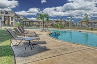 Building Photo - Chateau Mirage Apartments in Lafayette, Louisiana