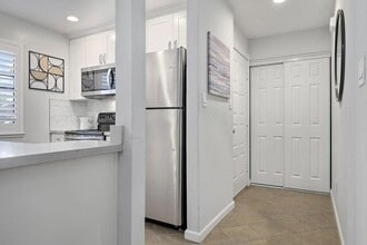 598 Ironwood Terrace in Sunnyvale, CA - Building Photo - Building Photo