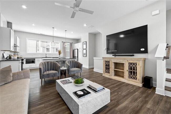 property at 1336 Breezy St SE