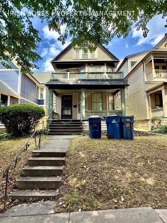 54 Anderson Pl in Buffalo, NY - Building Photo