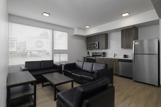 Slopeside Village Apartments and Townhomes in Park City, UT - Building Photo - Interior Photo