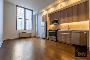 15 Park Row in New York, NY - Building Photo