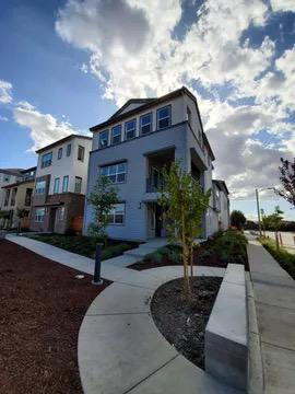 2247 Pastoral Loop in San Jose, CA - Building Photo - Building Photo