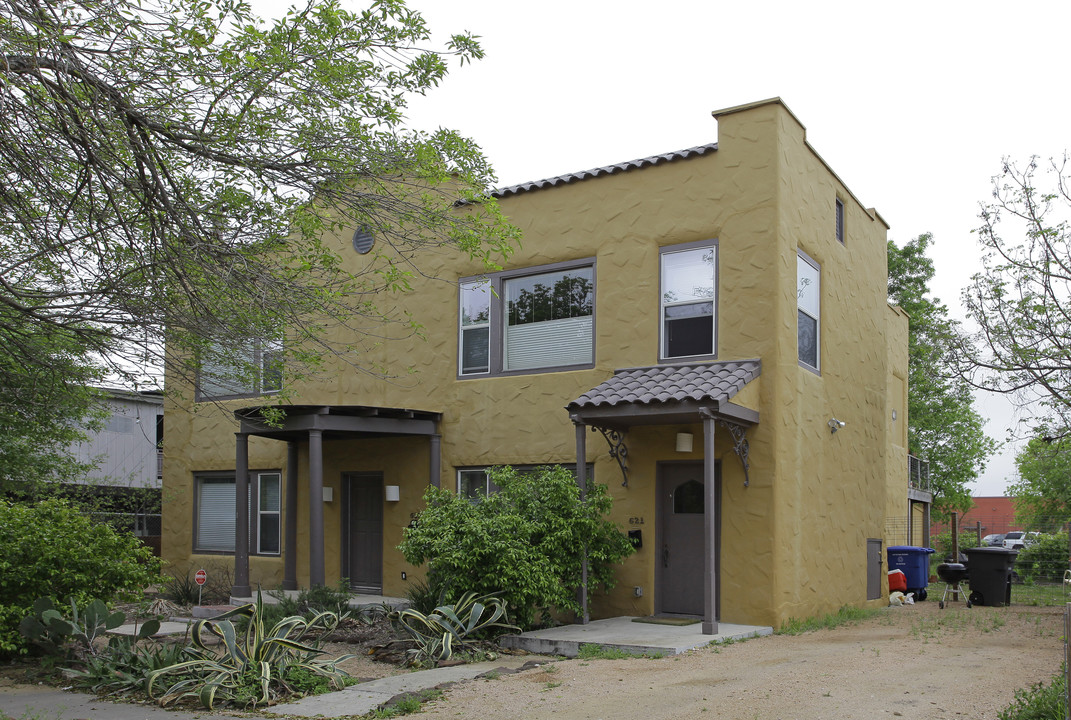 619-621 Ogden St in San Antonio, TX - Building Photo