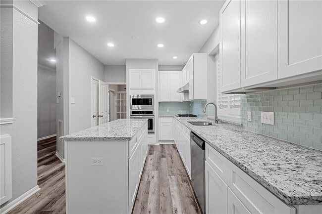property at 13556 Anarosa Loop