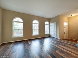 12652 Heron Ridge Dr in Fairfax, VA - Building Photo