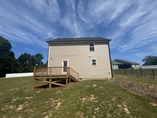 100 Disc Dr in Willow Spring, NC - Building Photo - Building Photo