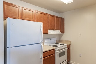 The Grand Richmond at Brook Run in Richmond, VA - Building Photo - Interior Photo