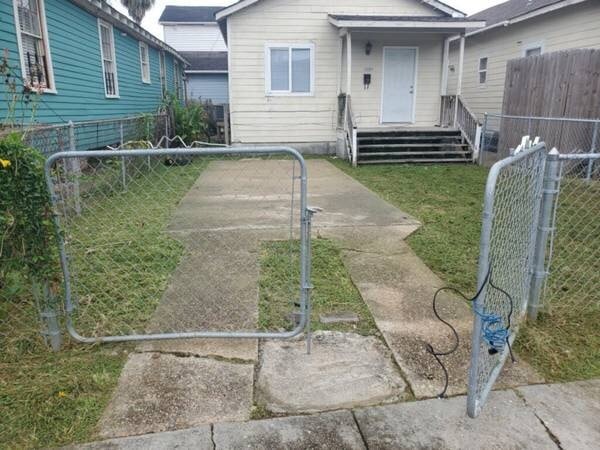 property at 1319 S Genois St