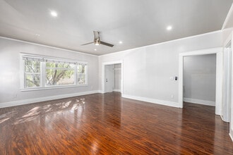 411-417 Walnut Ave in Long Beach, CA - Foto de edificio - Interior Photo