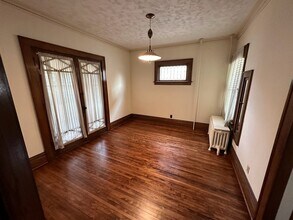 705 2nd St NW in Austin, MN - Foto de edificio - Building Photo