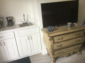 33182 Marina Vista Dr in Dana Point, CA - Building Photo