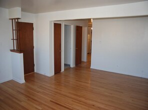 9234 Susy Ln in Schiller Park, IL - Building Photo - Building Photo
