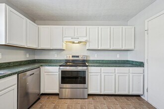 2480 Derhake Rd in Florissant, MO - Building Photo - Building Photo