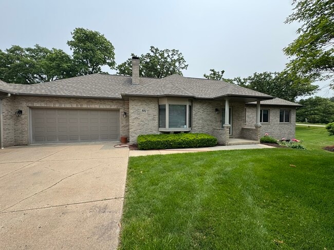 property at 881 Glenmore Ct