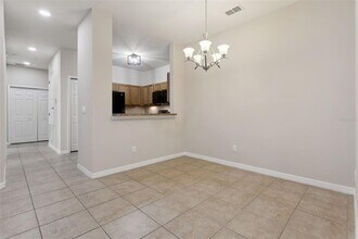 2720 Oakwater Dr in Kissimmee, FL - Building Photo - Building Photo