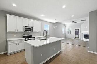 420 Perkins Dr in Argyle, TX - Building Photo - Building Photo