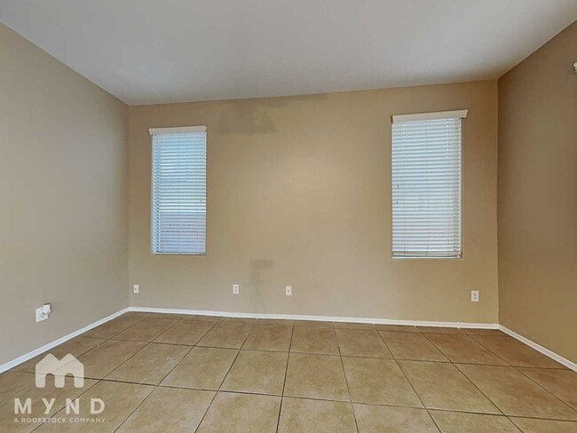 9924 E Edgewood Ave in Mesa, AZ - Building Photo - Building Photo