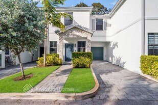 1643 SW 28th St in Fort Lauderdale, FL - Building Photo