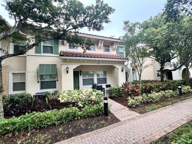 3330 NW 126th Terrace in Sunrise, FL - Building Photo - Building Photo