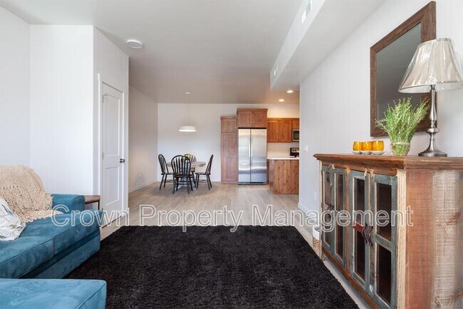 202 Sawyer Ln in Kalispell, MT - Building Photo - Building Photo