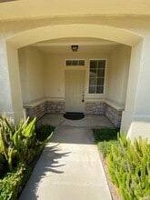 2326 Eastbury Way in Santa Maria, CA - Building Photo - Building Photo