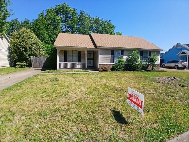 5962 Whisper Valley Dr in Memphis, TN - Building Photo - Building Photo