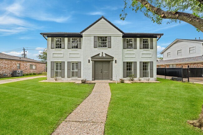10622 Inwood Dr