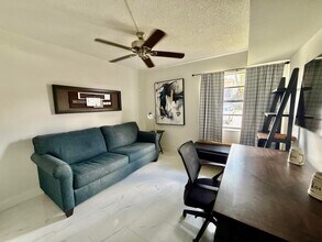 106 Piedmont C in Delray Beach, FL - Building Photo - Building Photo