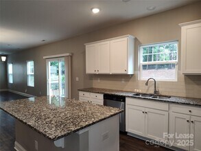 9415 Segundo Ln in Charlotte, NC - Building Photo - Building Photo