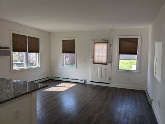 476 Terrace Blvd in Depew, NY - Building Photo - Building Photo