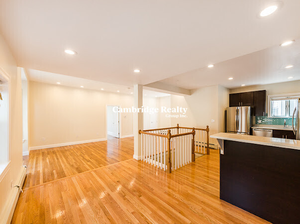 125 Monument St in Medford, MA - Building Photo